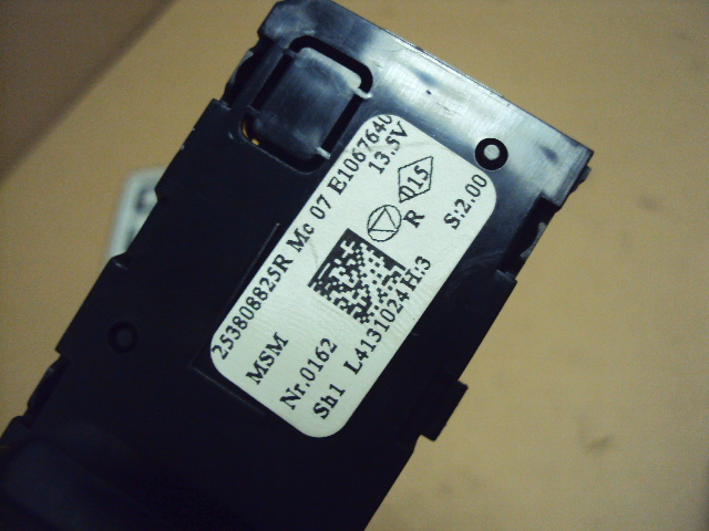 фото №3, Переключатель панель радио renault captur