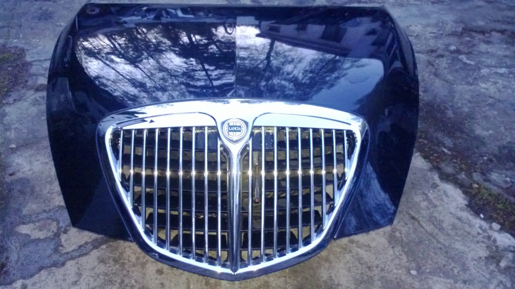 Купити Капот lancia thesis