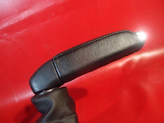 фото №10, Гальмо ручний важіль шкіра ідеальний стан peugeot rcz 11r