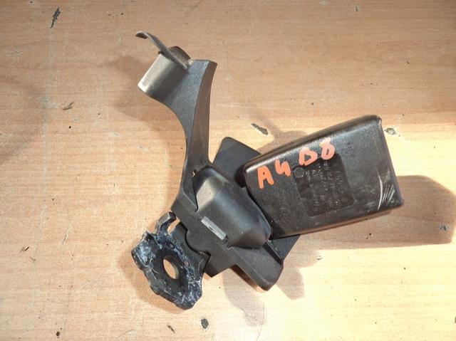 Купить Клипса поперечина безопасности audi a4 b8