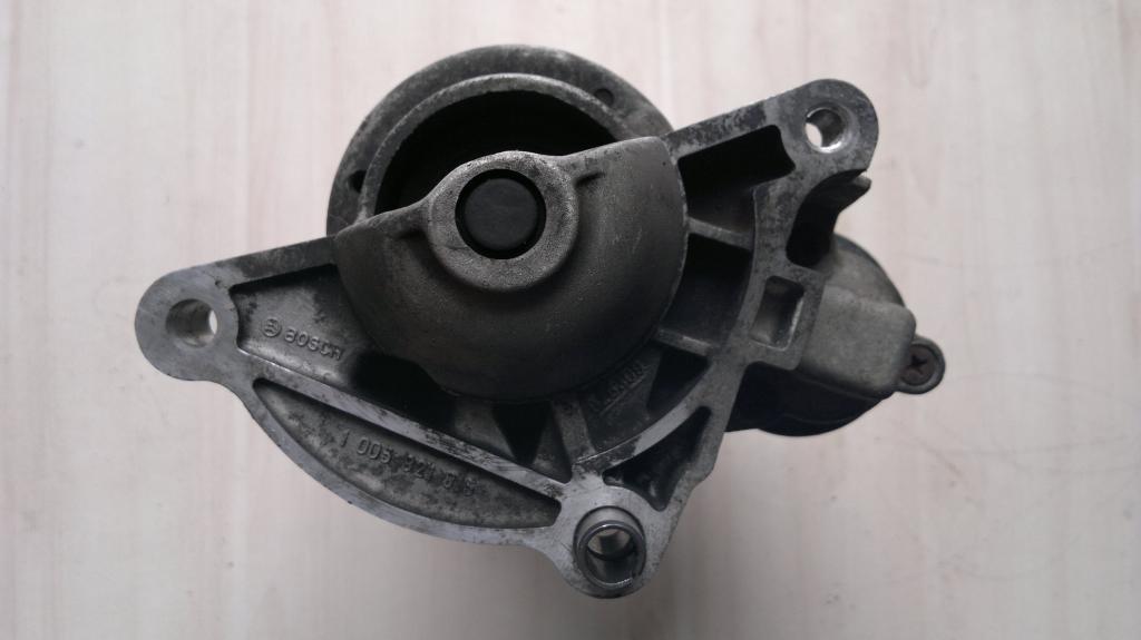 Купити Peugeot 106 2 1.4 99r стартер bosch 000111204