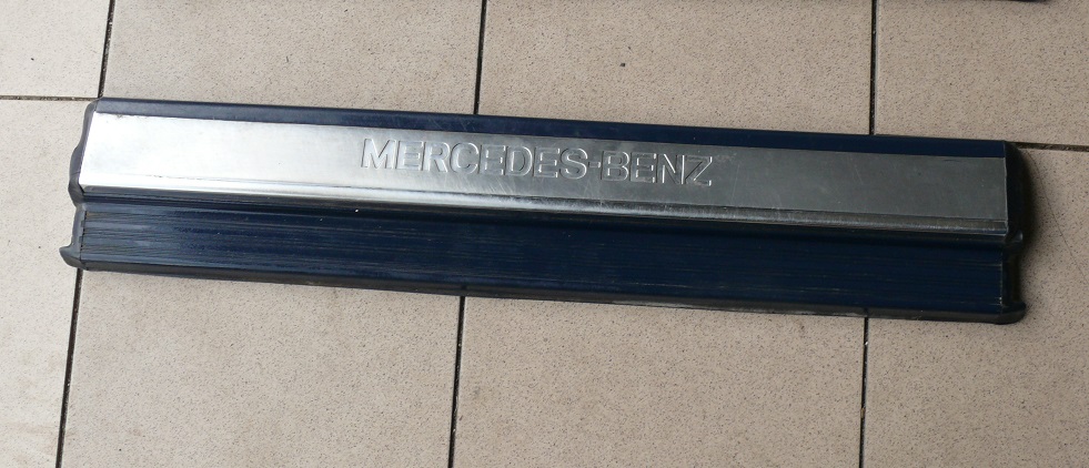 Купить Молдинг накладка порог левый перед mercedes w140