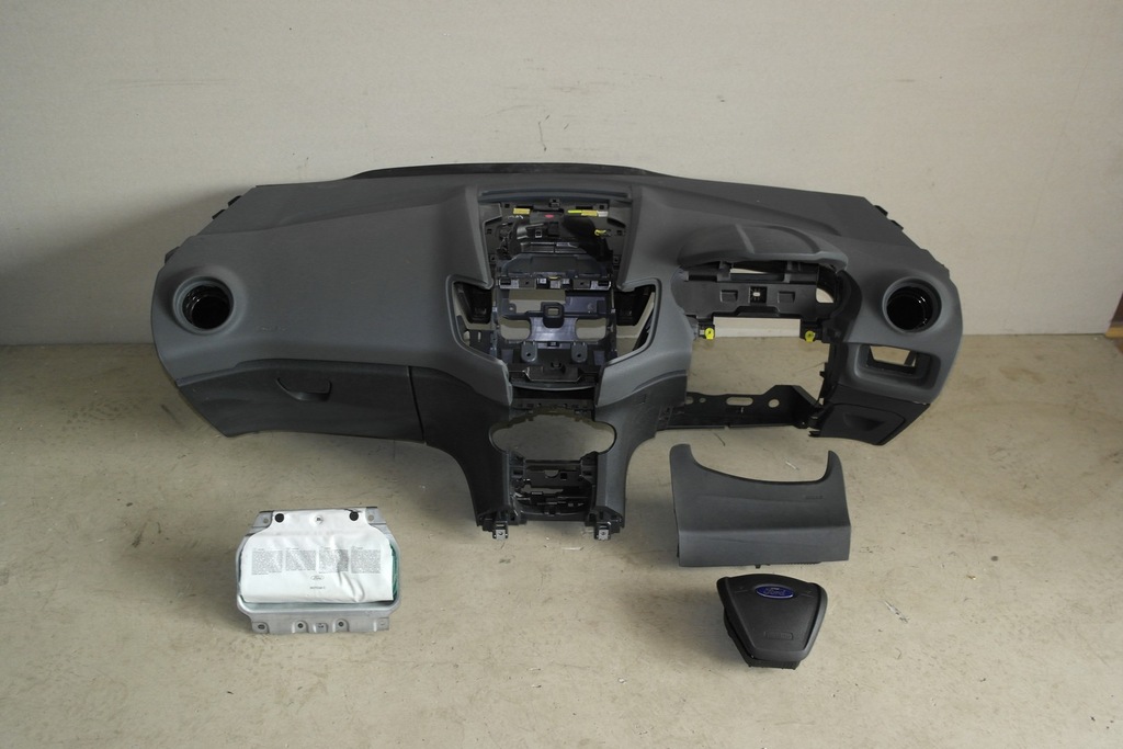 фото №1, Приборная панель приборная панель подушка безопасности ford fiesta mk7 консоль pulpit