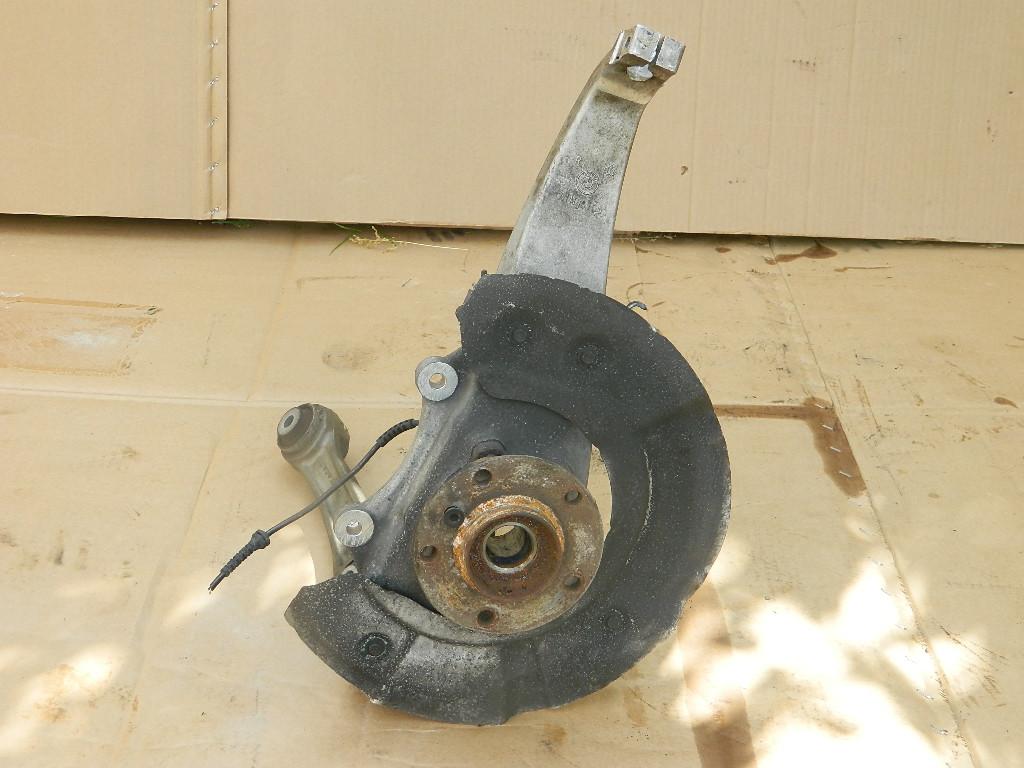 фото №1, Bmw 5 f07 7 f01 f02 f04 поворотный кулак передний правая