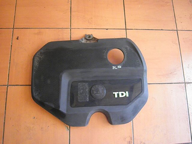 фото №1, Крышка двигателя skoda fabia