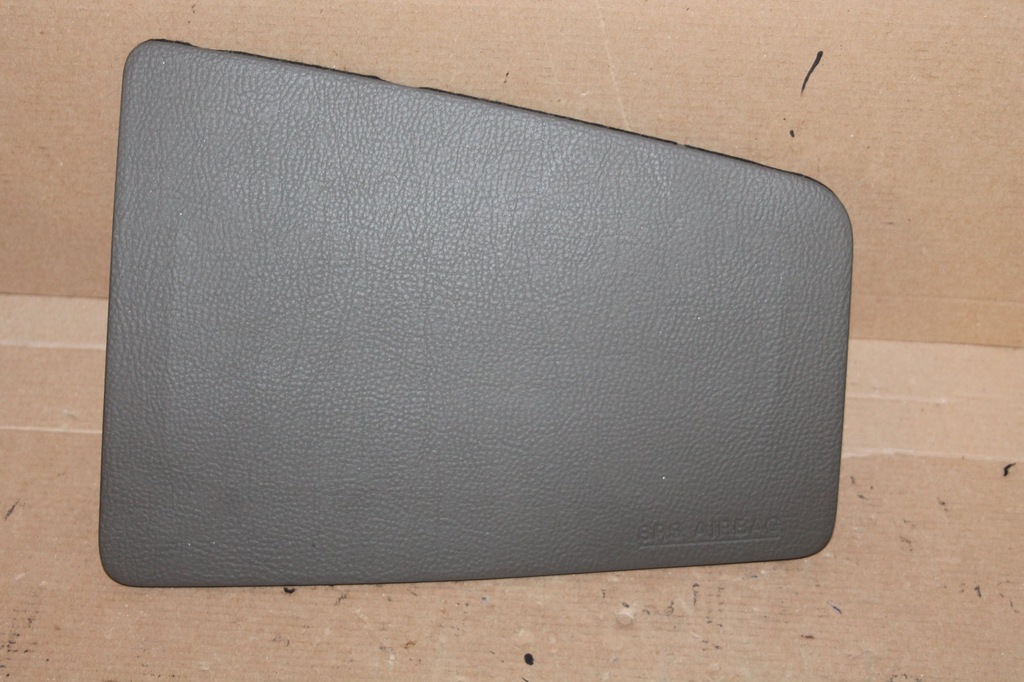 фото №1, Заглушка подушки безопасности подушка безопасности пассажира коричневая mazda 6