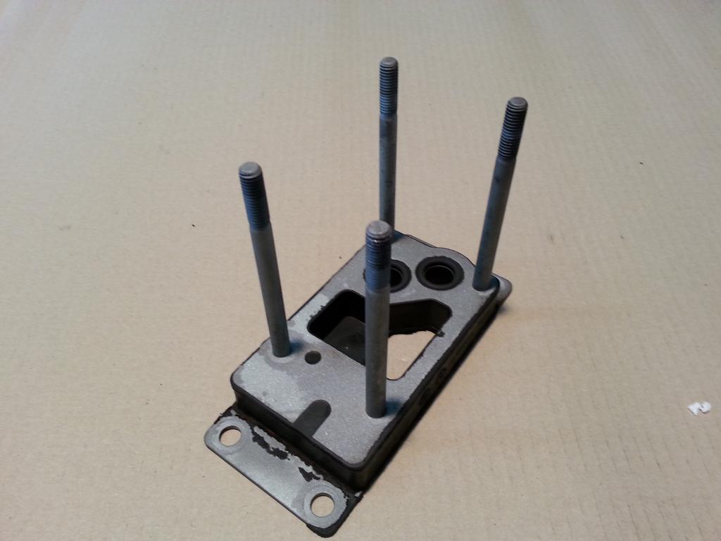 фото №1, Mercedes основа клапана ретардер voith 67170312