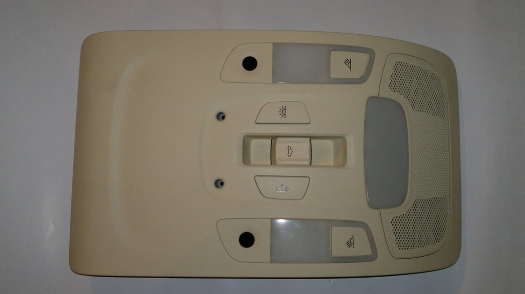 фото №1, Audi a6 лампа освещение салона 4g0947135d bf1