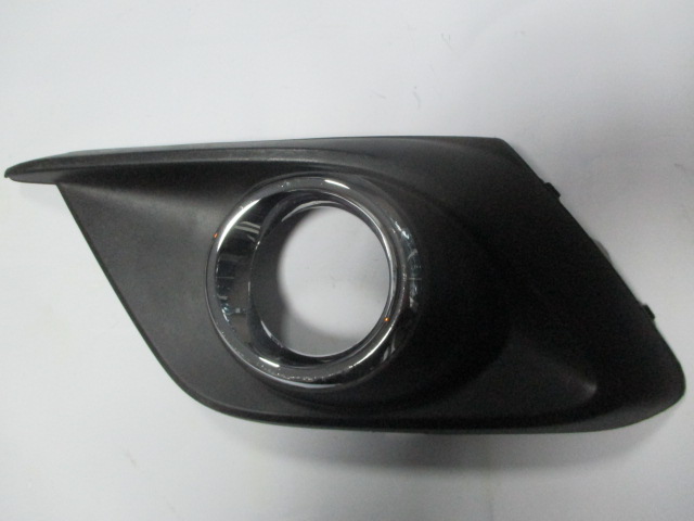 фото №1, Mazda 3 рамка протитуманної фари ліва bje1-50c21