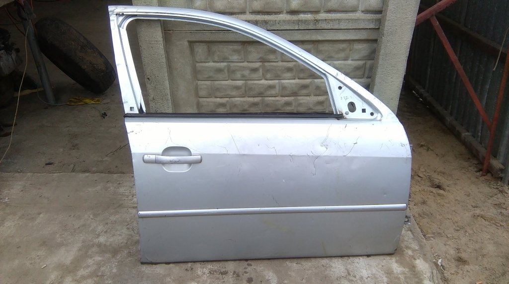 фото №1, Ford mondeo mk3 двері праве передні перед