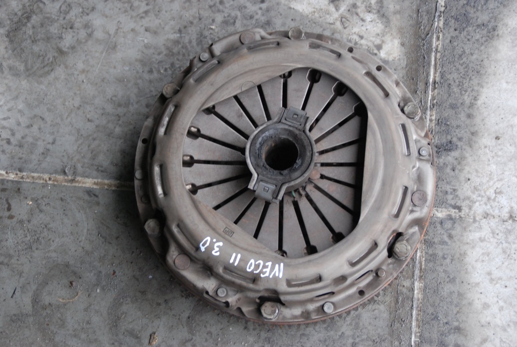 фото №1, Iveco daily 06-11r 2,3hpi зчеплення двомасовий маховик комплект