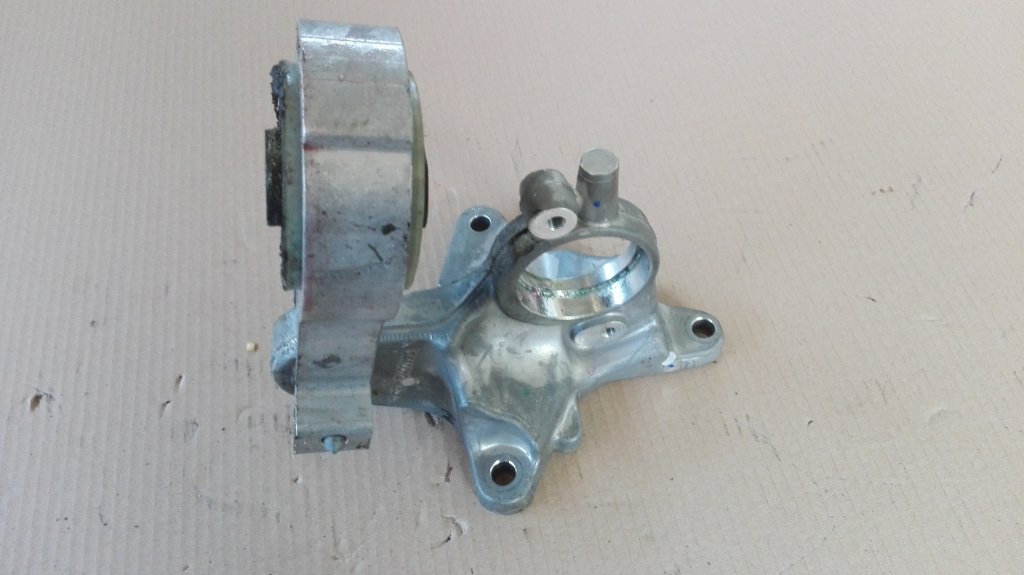 Купити Кронштейн кронштейн   піввісь citroen jumper 2013-