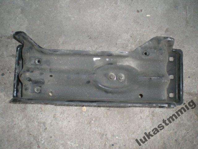 Подушка кронштейн mercedes cls 500 a2512401818 Доставка