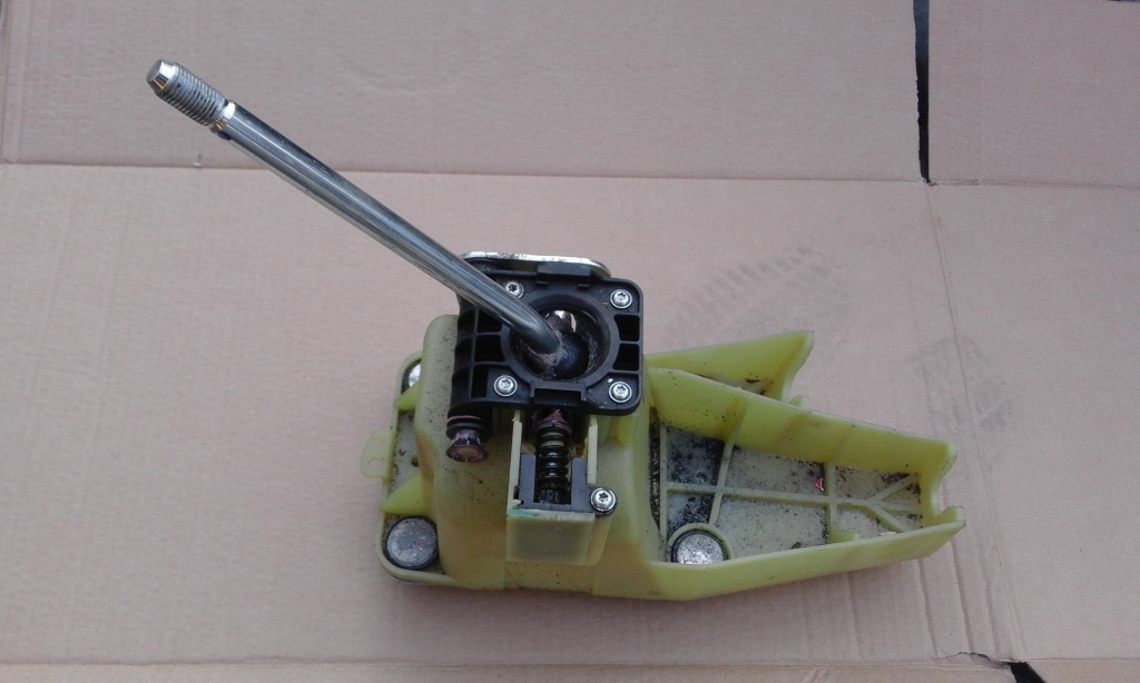 Купить Ford mondeo mk3 кулиса