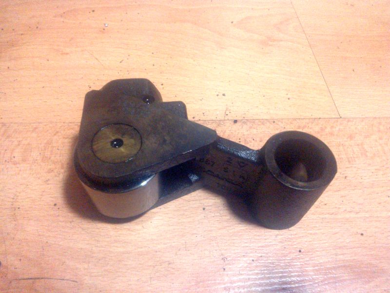 Купить Ролик насос-форсунка вала распределительного вала scania 4 1497824