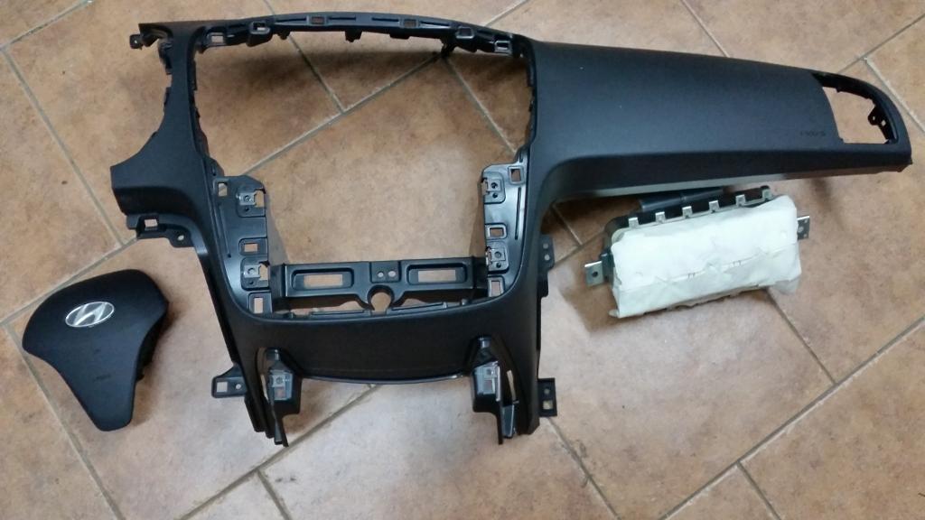 фото №1, Подушка панель приладів nowa hyundai ix20 ремені air bag