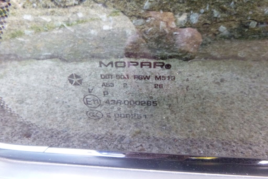 фото №9, Jeep grand cherokee 11- скло бічна права