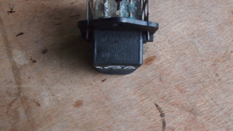 фото №8, Резистор резистор вентилятора trafic 8200045082