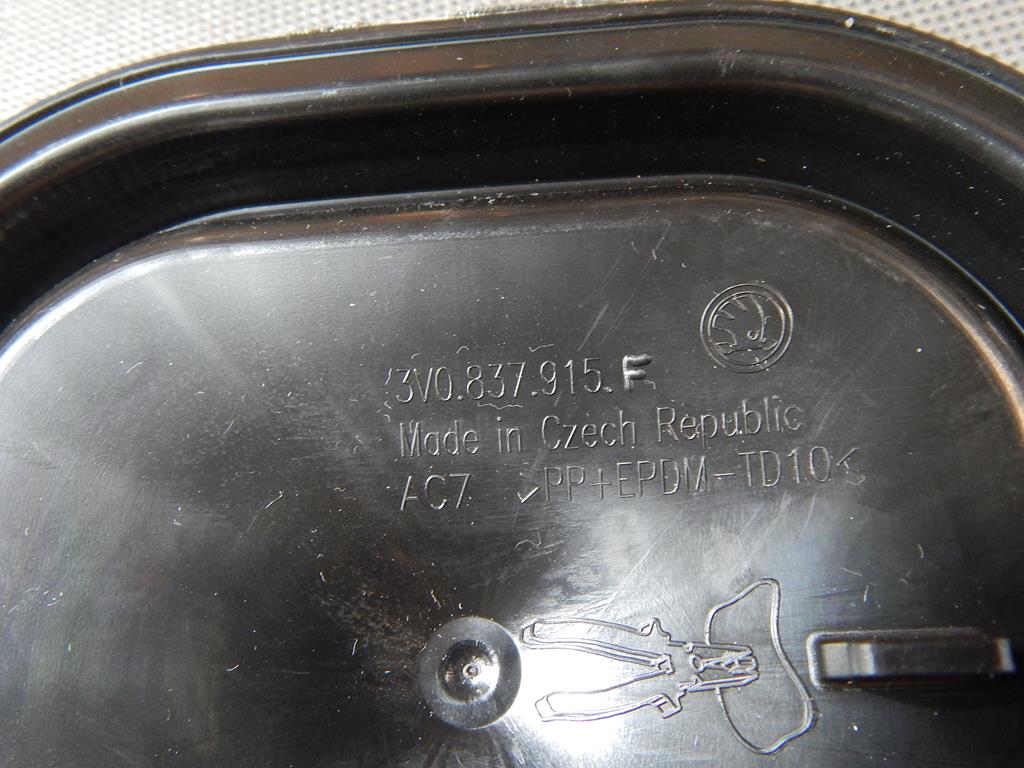 фото №4, Skoda superb iii заглушка двері лівий p 3v0837915e