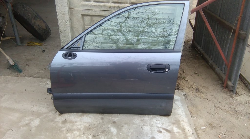 фото №1, Mitsubishi carisma двері ліва передні перед