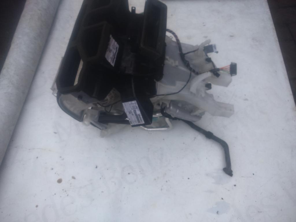 Купить Mercedes a w169 b w245 отопитель