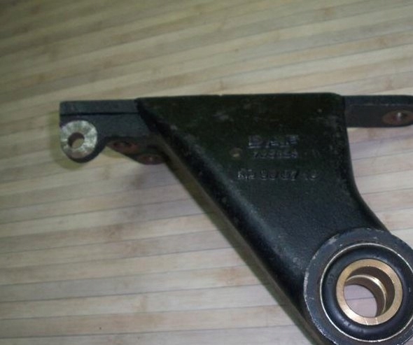 фото №4, Кронштейн лапы кронштейн рессора рессора daf 85 95 903124