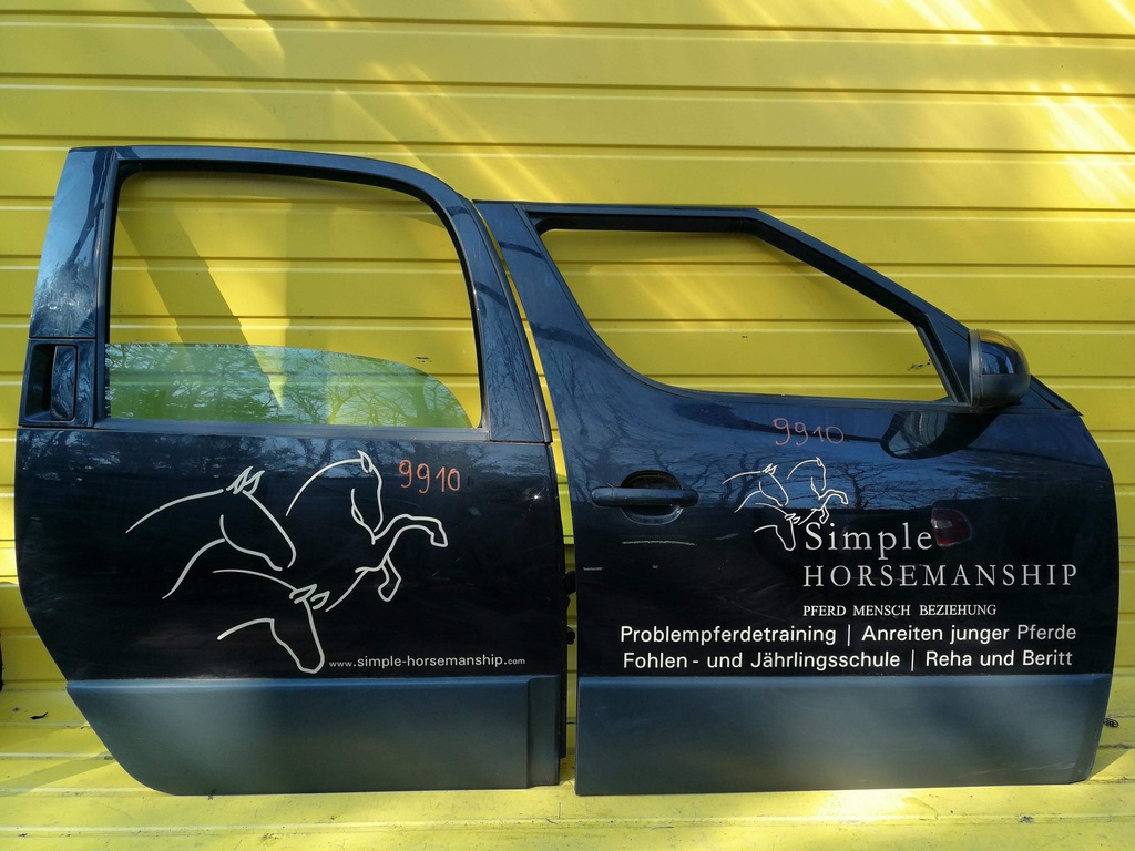 фото №1, Roomster scout дверь левая задняя 9910 skoda