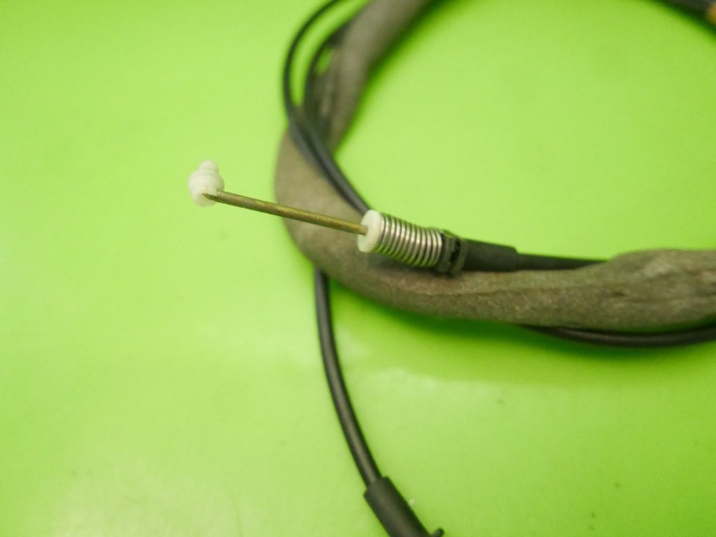 фото №7, Трос аварийного открывания крышки audi tt i 8n 98-