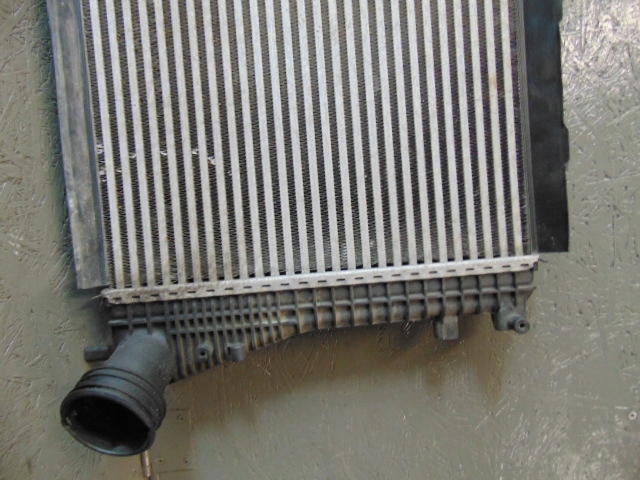 Интеркулер audi seat skoda vw tfsi 1k0145805g в Украине