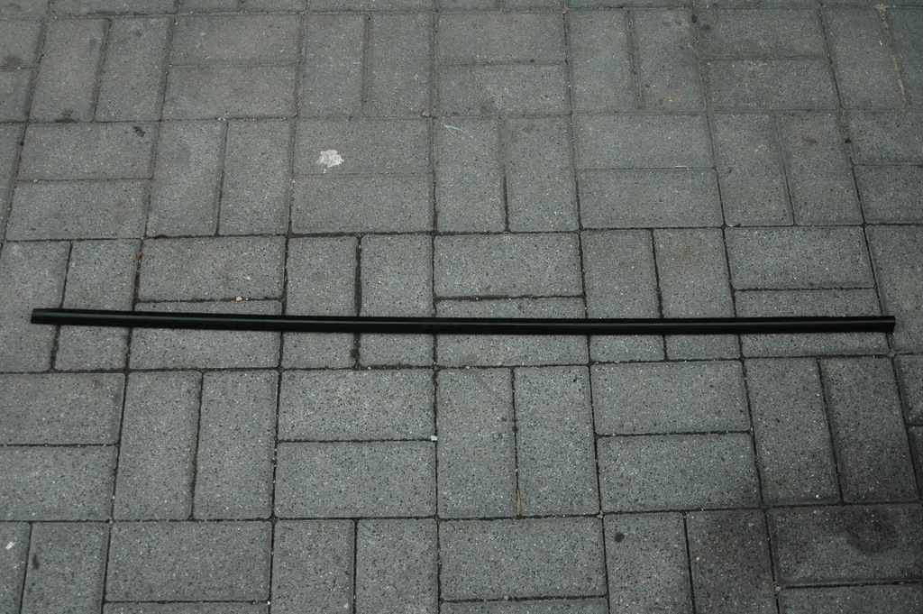 фото №1, Молдинг уплотнитель левый левая перед volvo c30 lift