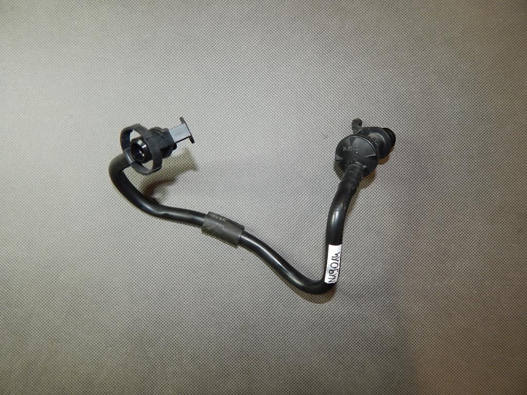 фото №1, Audi s3 8v шланг вакууму 5q0612041f