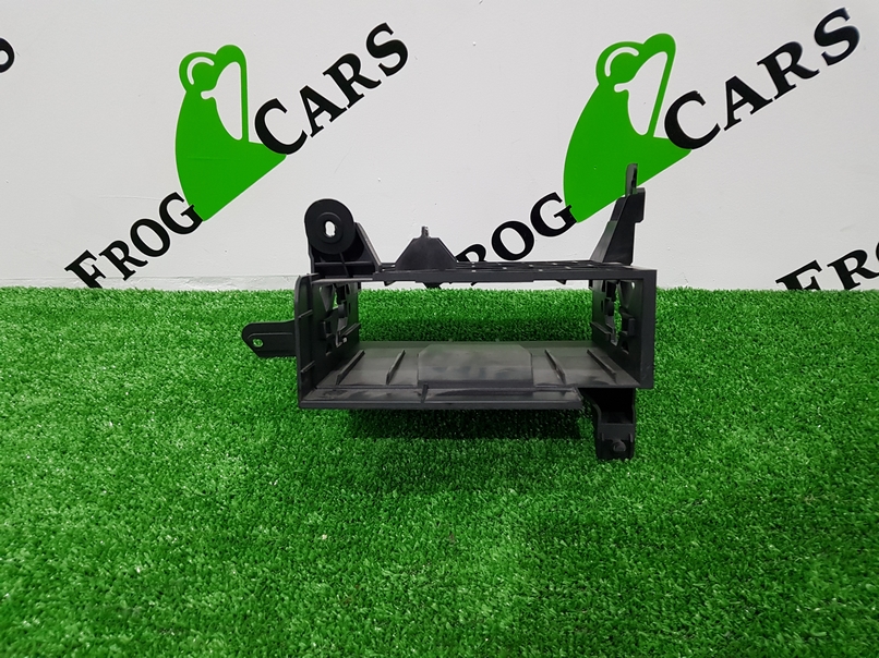 фото №4, Audi q3 8u кронштейн чейнджер дисків 8u0907462