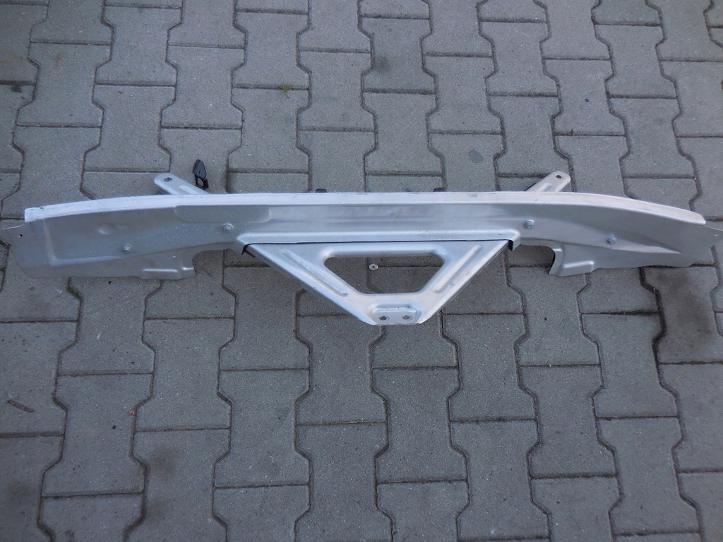 фото №1, Audi q7 4m распорка кронштейн 4m0806391d 4m0806391c