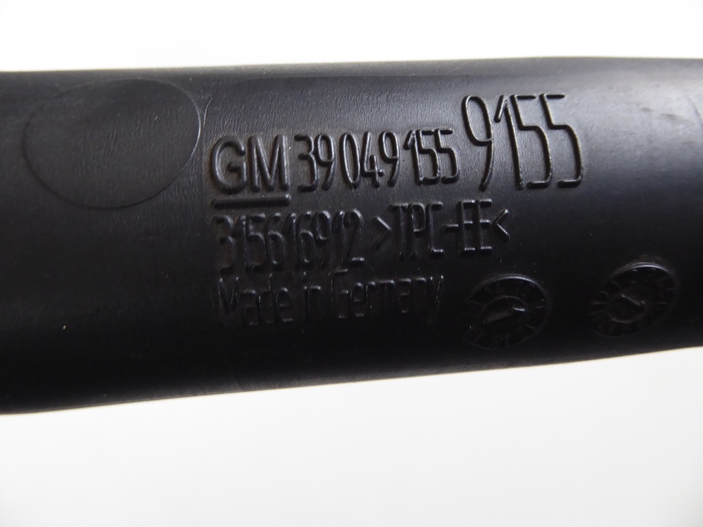 Труба интеркулер 39049155 opel astra k 5 1.0 turbo в Украине