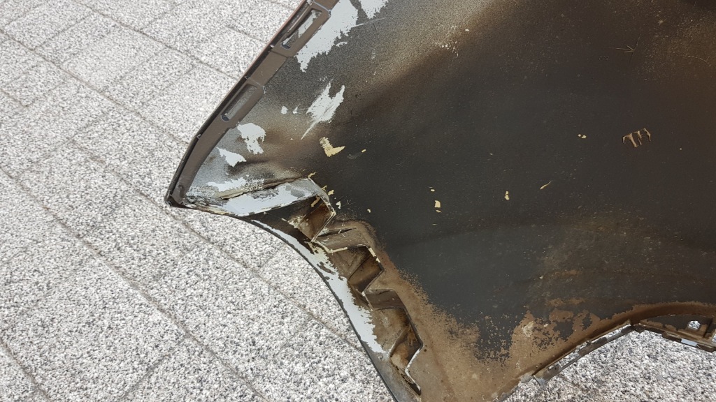 Opel insignia heczbeg бампер задний оригинал d097 Цена