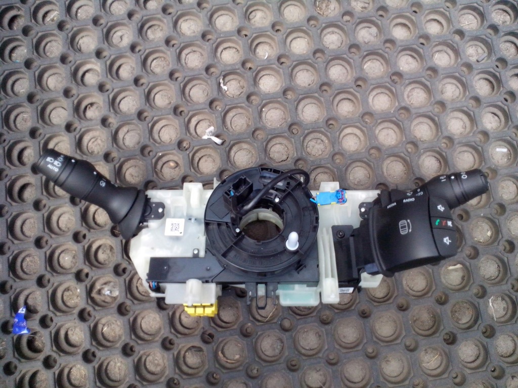 фото №1, Перемикач вимикач стрічка renault zoe