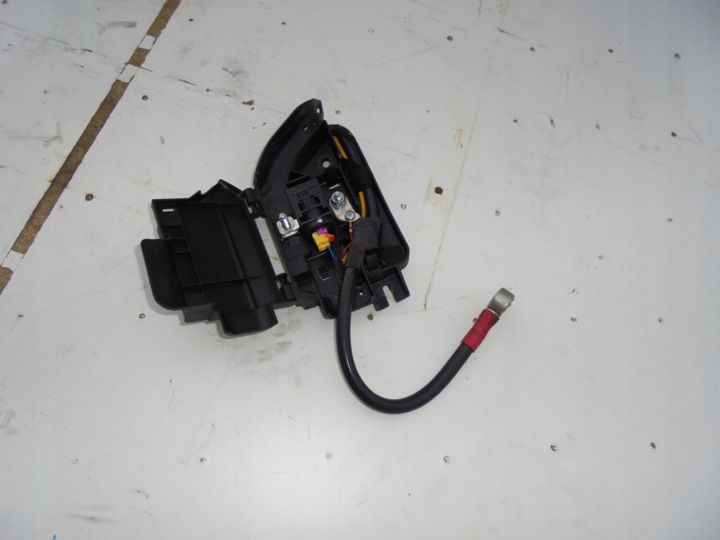 фото №1, Клемма плюсовая audi a6 c6 3.2 fsi