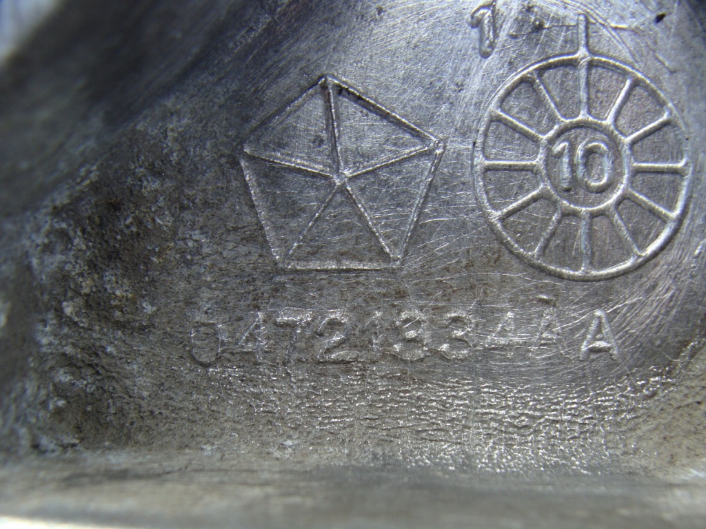 Кронштейн кронштейн chrysler grand voyager 04721334aa Недорого