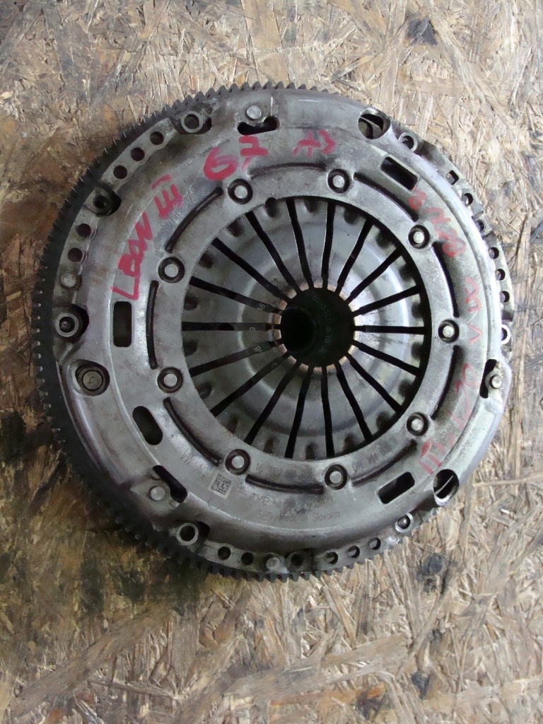 фото №1, Vw маховик з двома масами + зчеплення комплект 03c141031d