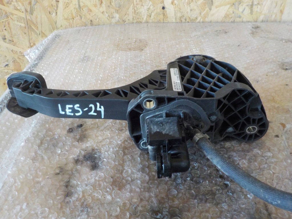 Leon ii 2.0 tdi педаль сцепления 1k1721059bt Оригинал