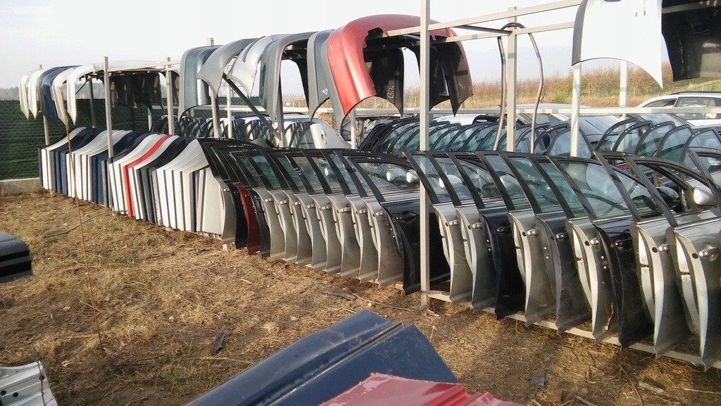 фото №10, Toyota avensis t25 kombi чверть задня ліва крила