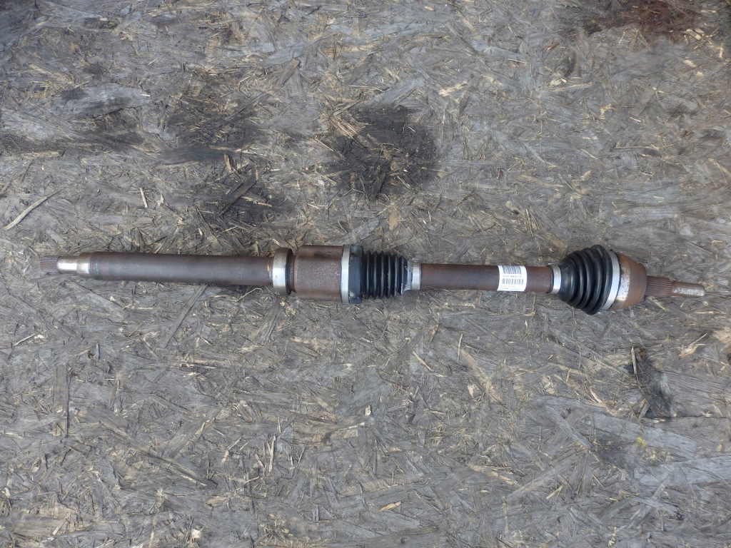 Купити Привідний вал права ford focus 1.6 tdci av61-3b436-cd