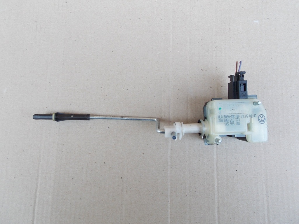 фото №1, Golf v plus привід заливної пального 1k5959782