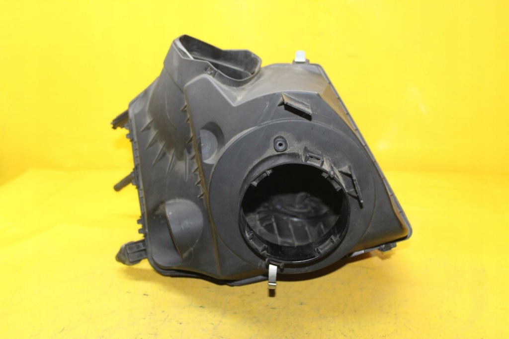 фото №6, Корпус фильтра воздуха 3.2fsi a6 c6 4f0133837f