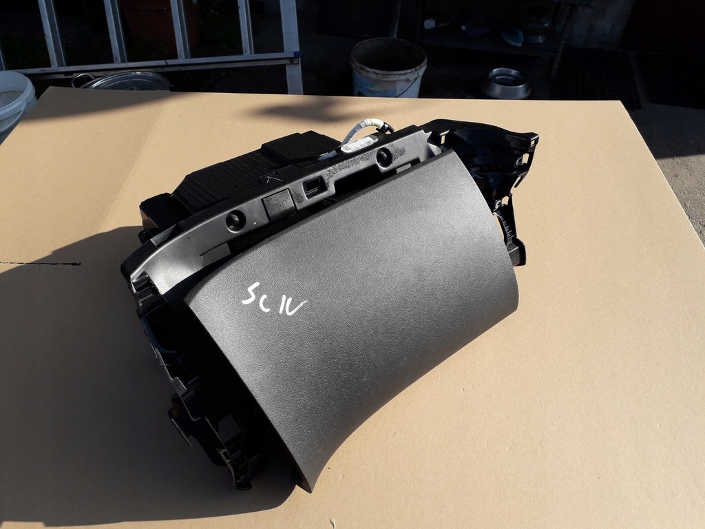 фото №1, Бардачок пасажира renault scenic iv 16-