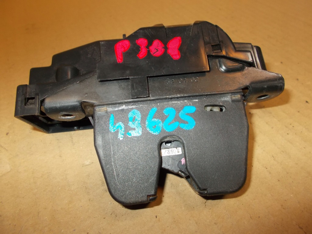 фото №1, Замок крышки задняя peugeot 308 hb oryg