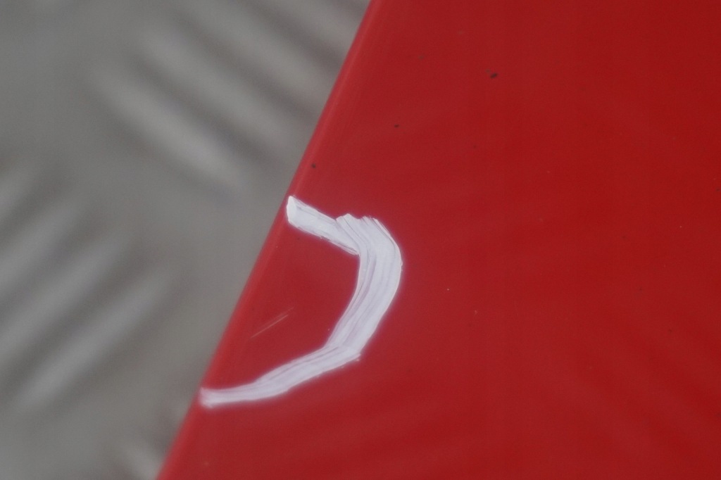 Mini cooper r56 крыло  правый  chili red 851 в Украине