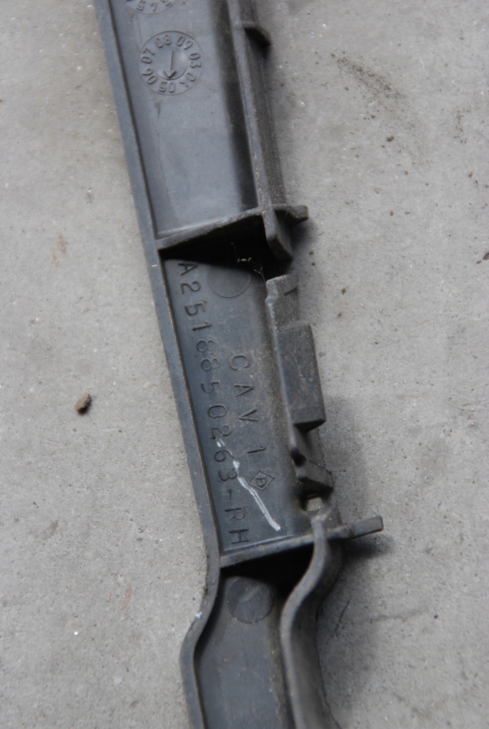 фото №4, Направляющая бампера задняя p / l mercedes r-klasa w251