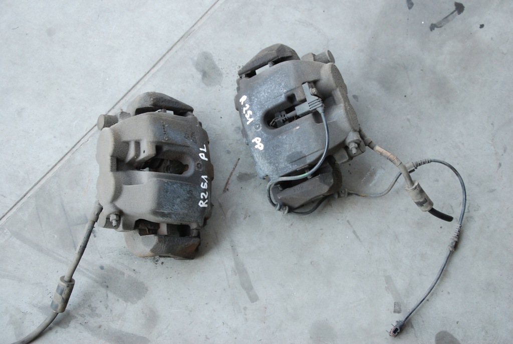 фото №4, Mercedes w251 супорт гальмівний перед правий лівий