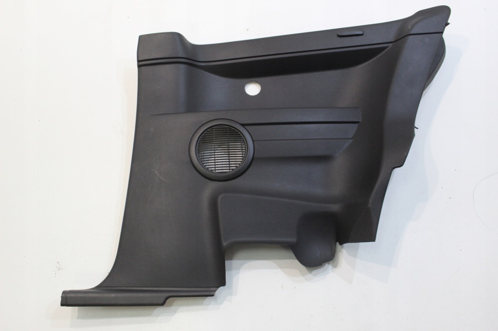 Купити Mbm vw fox обшивка оббивка задня права 5z0867044d